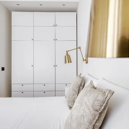 Apartment Just Urban - Chic & Stylish In Center - 1 Min M2 Metro Milan