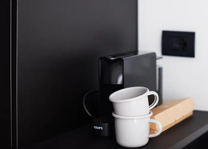 Apartament Just Urban Stays - Chic & Stylish Apt In City Center - 1 Min M2 Metro Mediolan